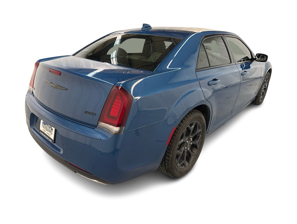 2021 Chrysler 300 Touring 15