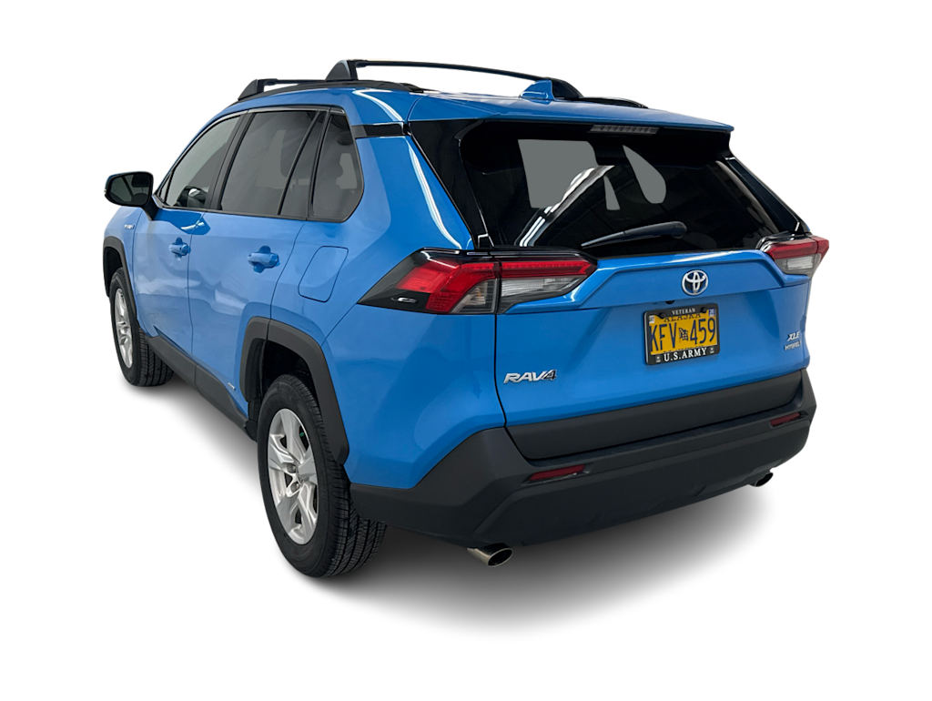 2021 Toyota RAV4 XLE 4