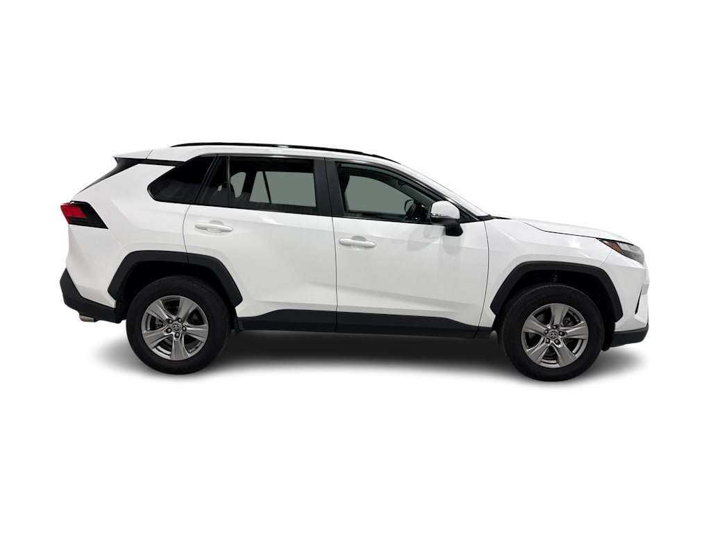 Thumbnail: 2023 Toyota RAV4 - 16