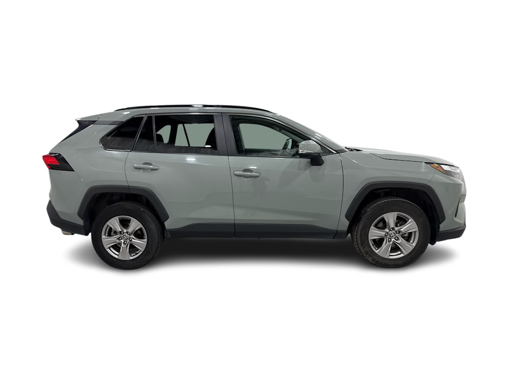 Thumbnail: 2023 Toyota RAV4 - 17