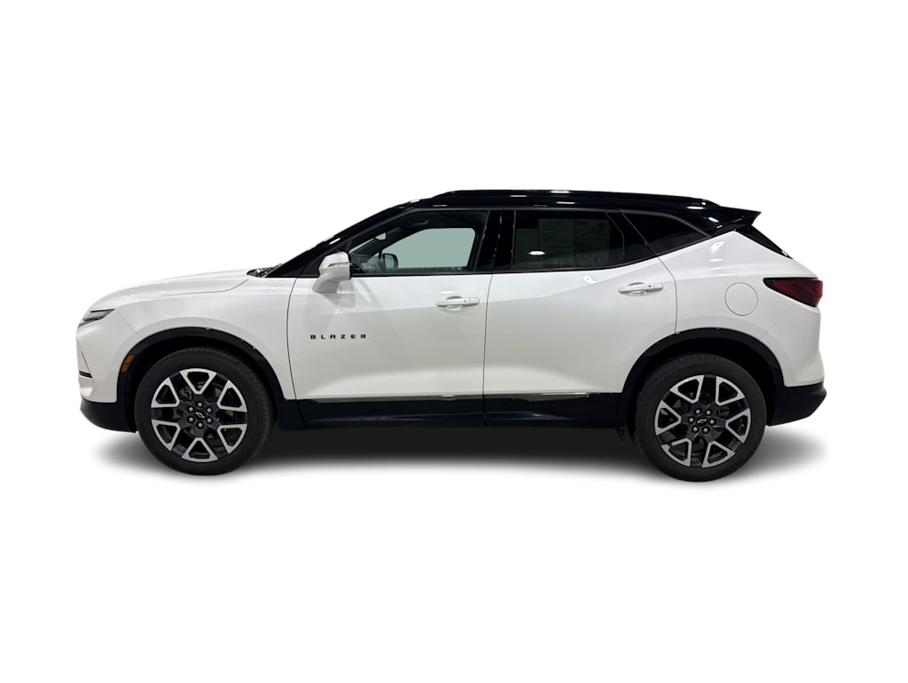 Thumbnail: 2023 Chevrolet Blazer - 3