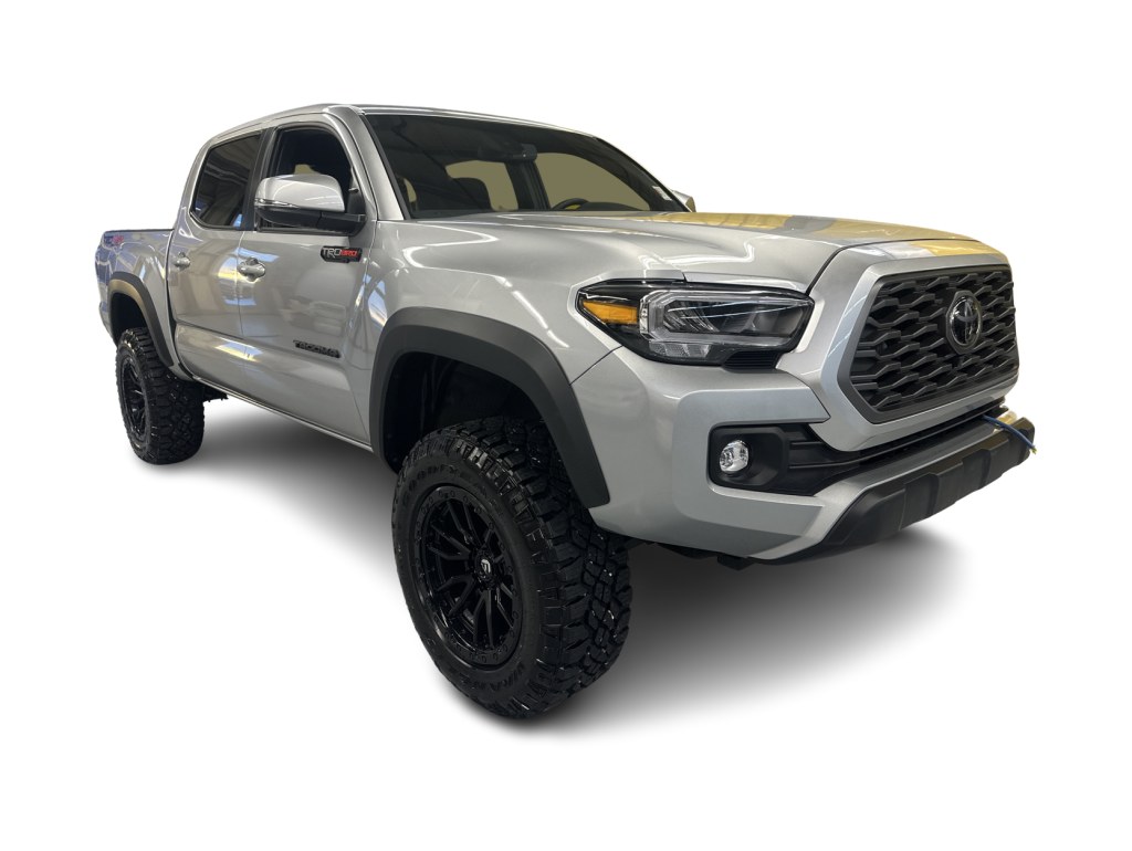 Thumbnail: 2023 Toyota Tacoma - 20