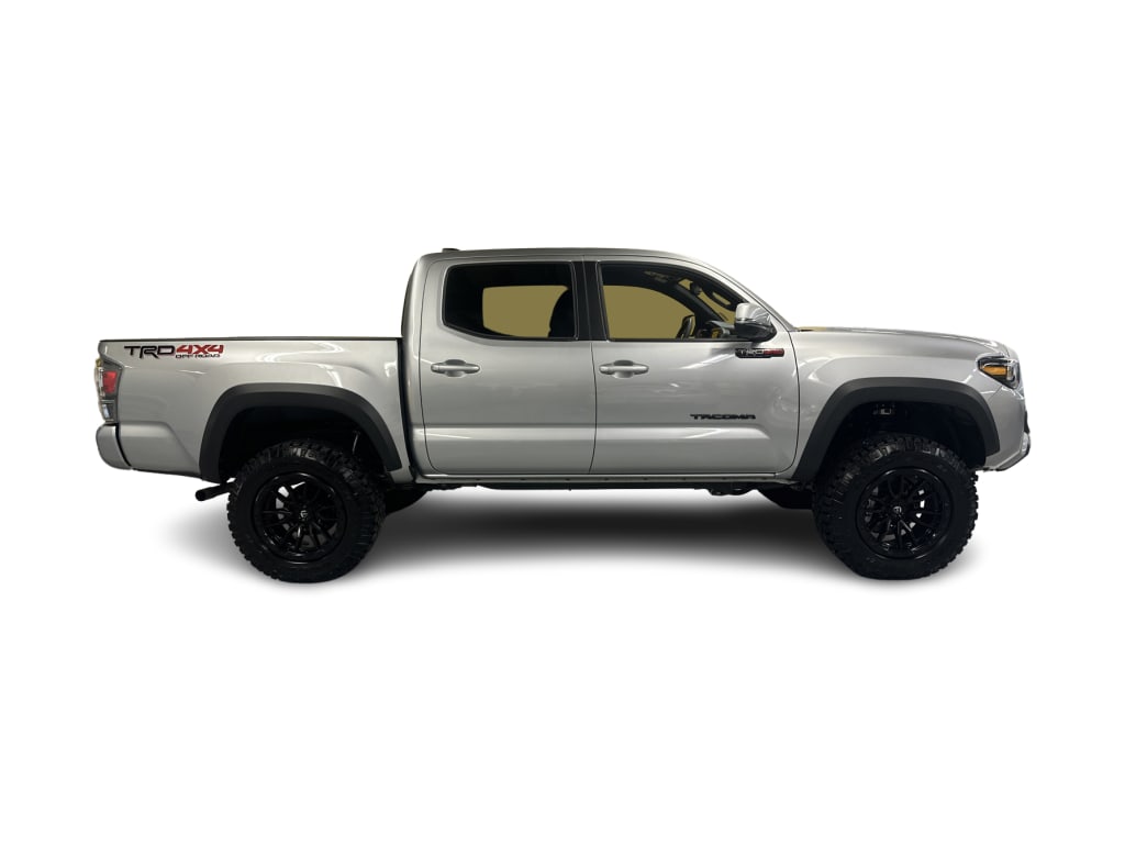 Thumbnail: 2023 Toyota Tacoma - 19