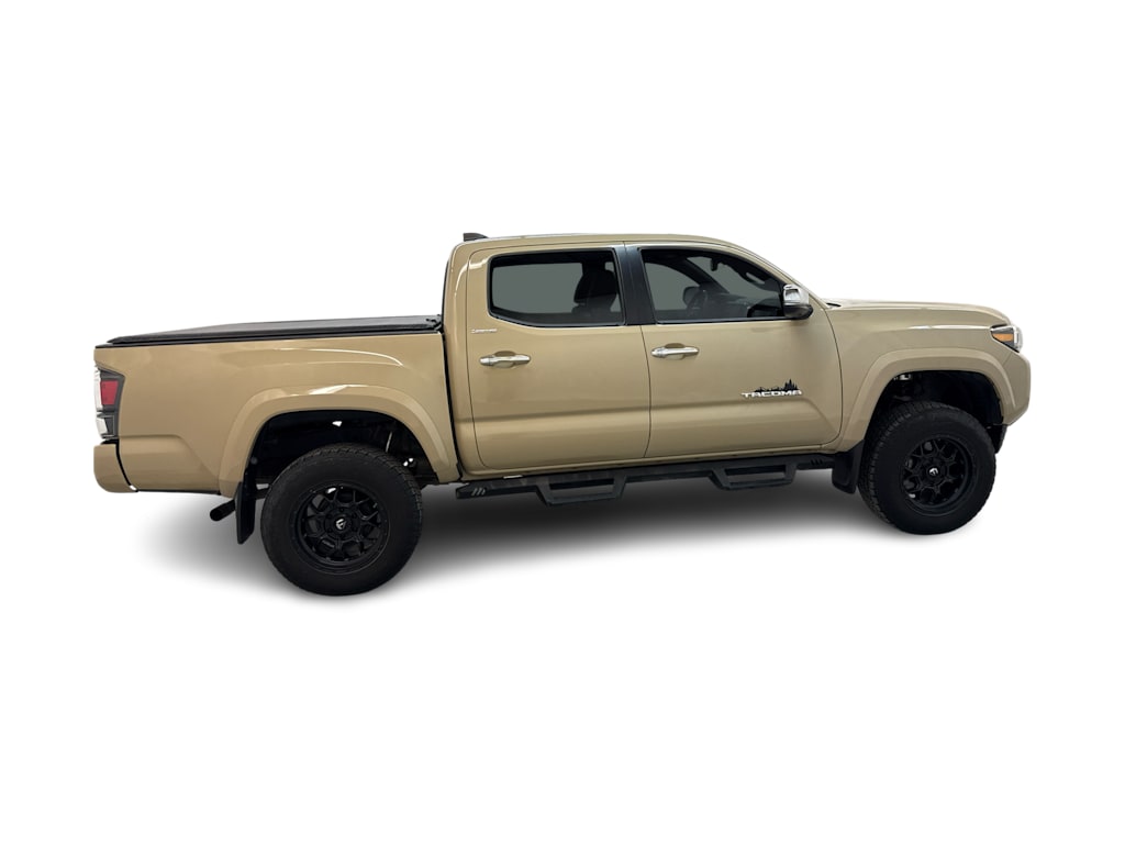 Thumbnail: 2020 Toyota Tacoma - 17