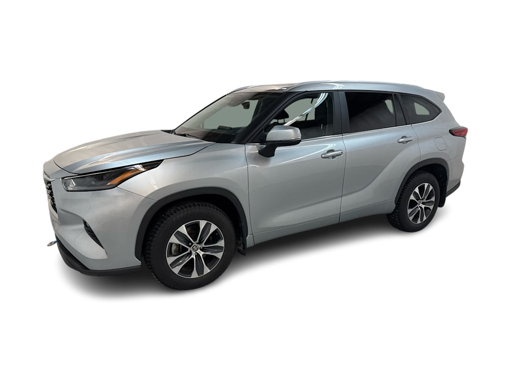 2023 Toyota Highlander XLE 3