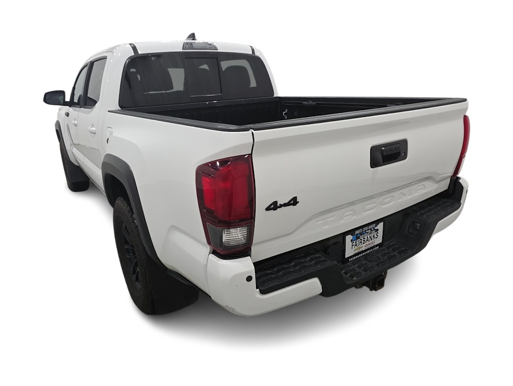 Thumbnail: 2020 Toyota Tacoma - 3