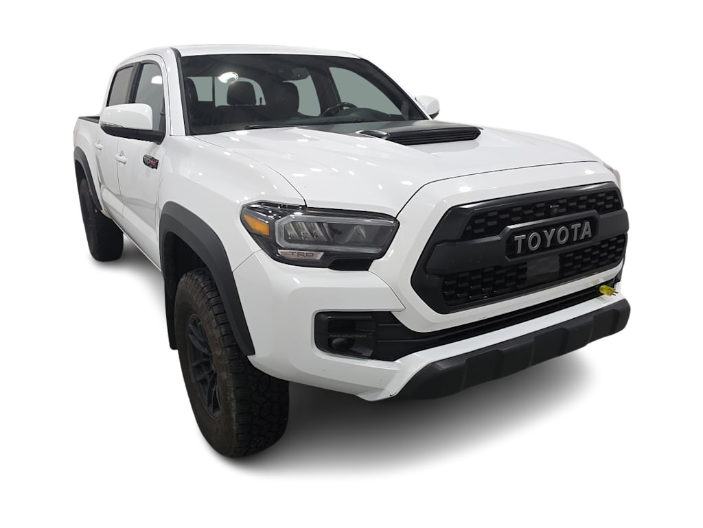 Thumbnail: 2020 Toyota Tacoma - 17