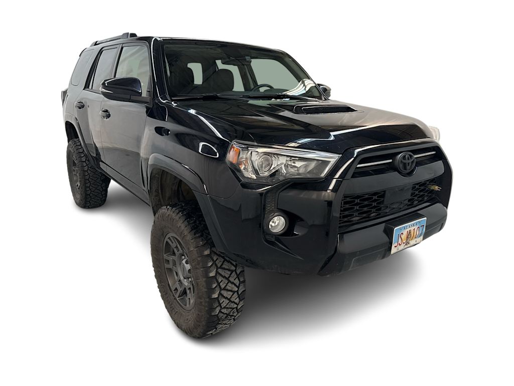 2020 Toyota 4Runner Venture 17