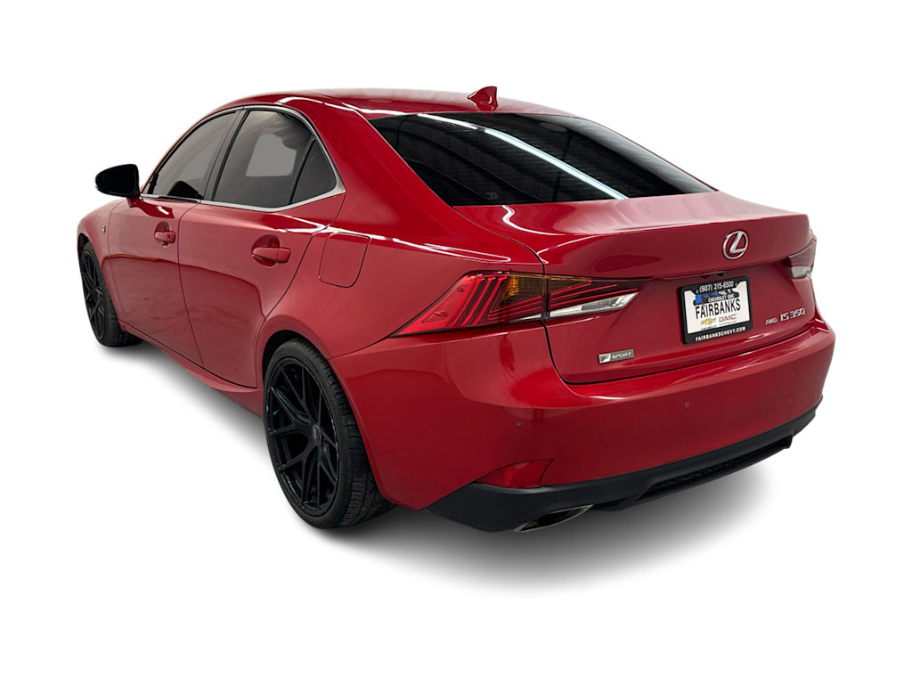 Thumbnail: 2018 Lexus IS - 3