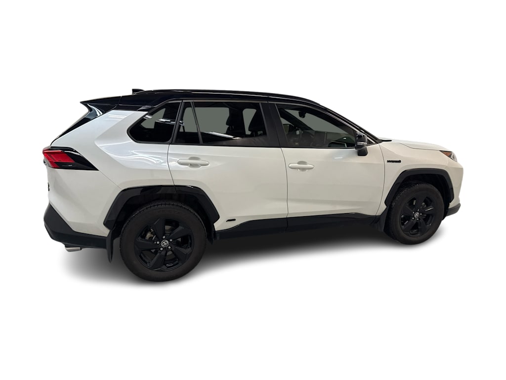 2021 Toyota RAV4 XSE 16