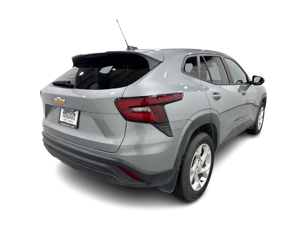 Thumbnail: 2026 Chevrolet Trax - 16