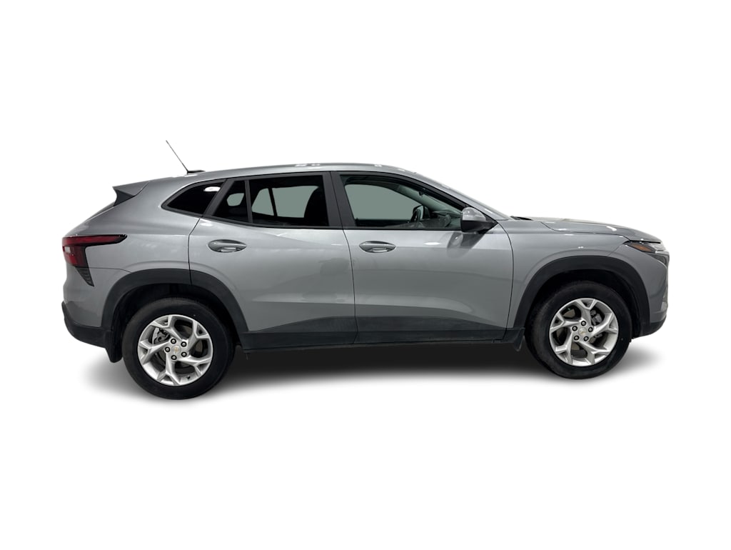 Thumbnail: 2026 Chevrolet Trax - 17