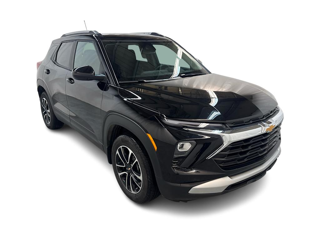 Thumbnail: 2025 Chevrolet TrailBlazer - 14