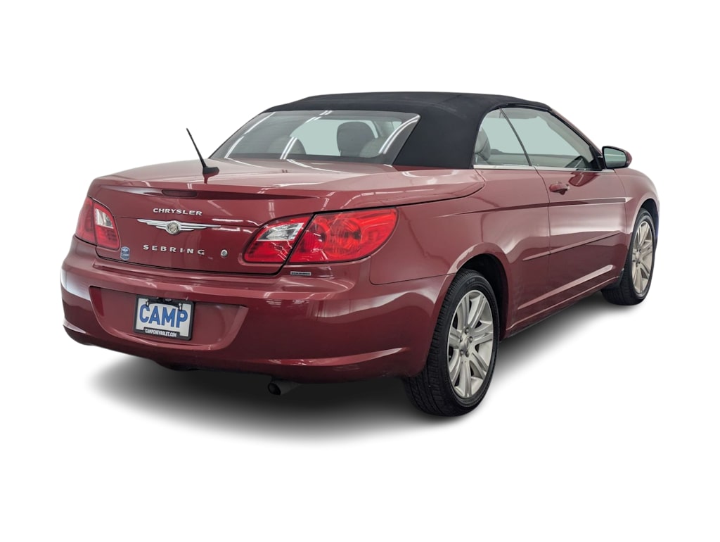 Thumbnail: 2010 Chrysler Sebring - 19