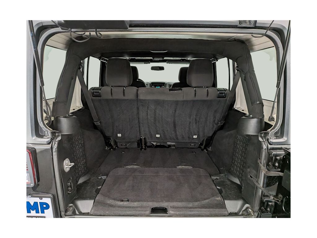 Thumbnail: 2016 Jeep Wrangler - 17