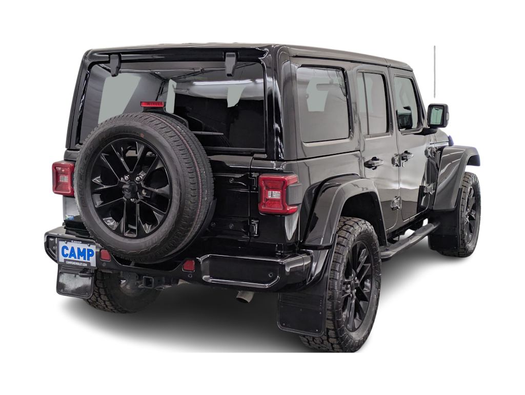 2023 Jeep Wrangler Unlimited Sahara 18