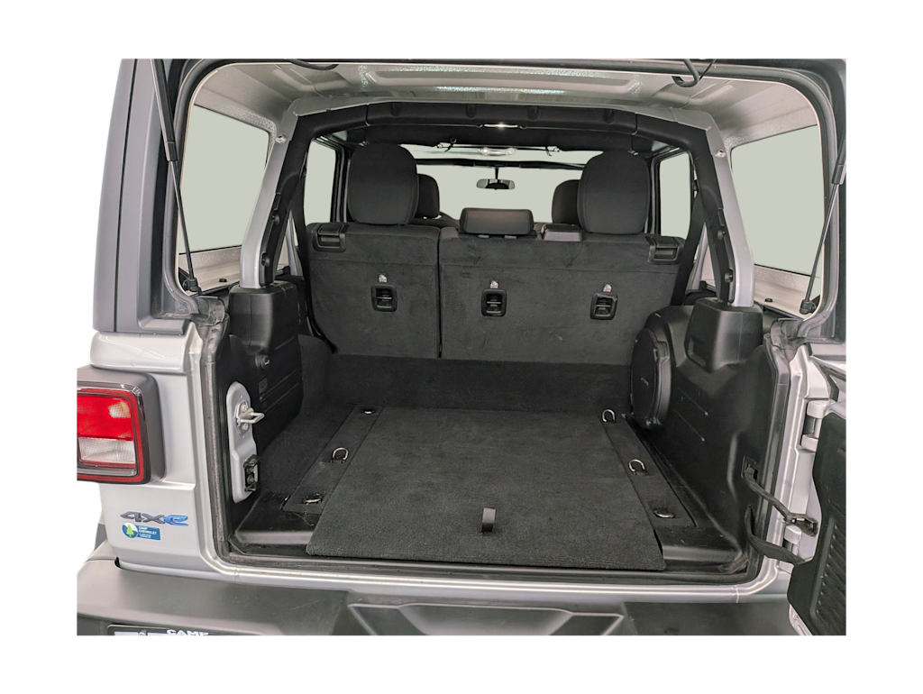 Thumbnail: 2023 Jeep Wrangler - 17