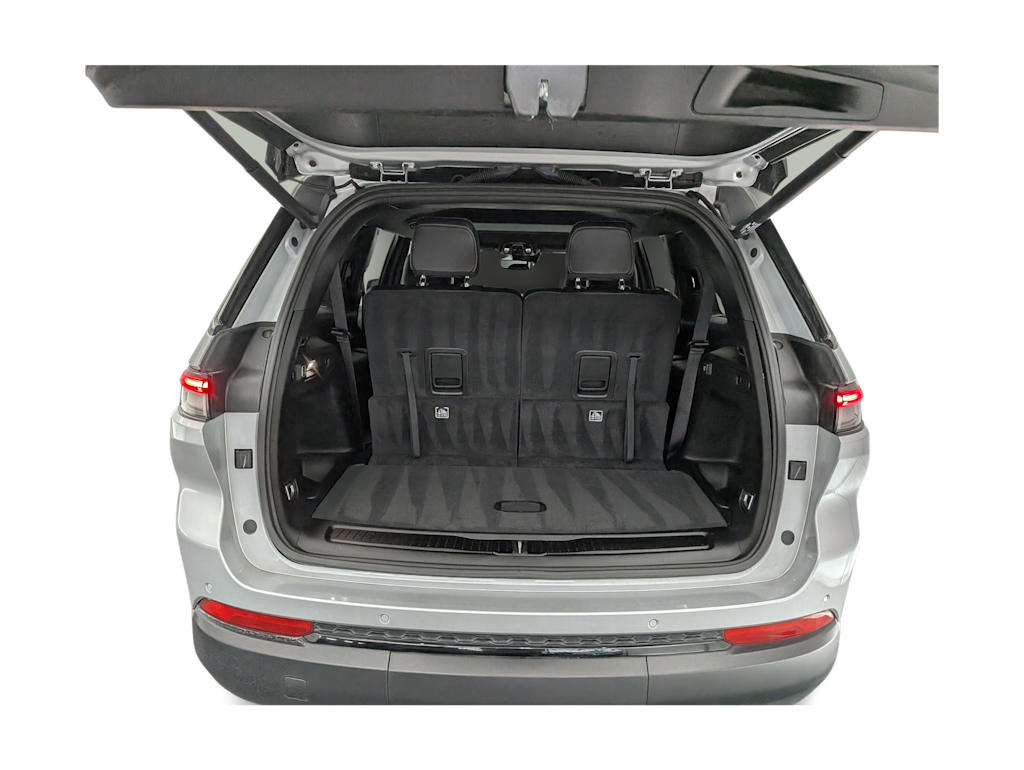 Thumbnail: 2024 Jeep Grand Cherokee L - 17