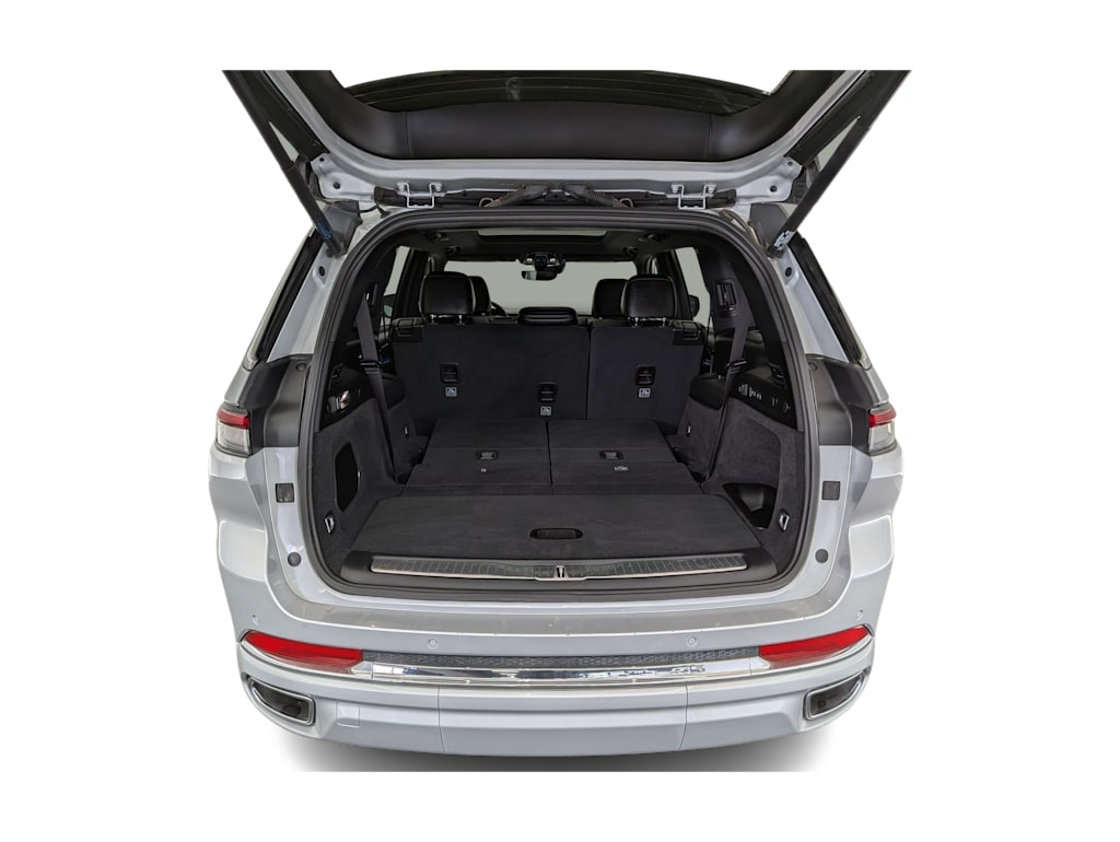 Thumbnail: 2024 Jeep Grand Cherokee L - 18