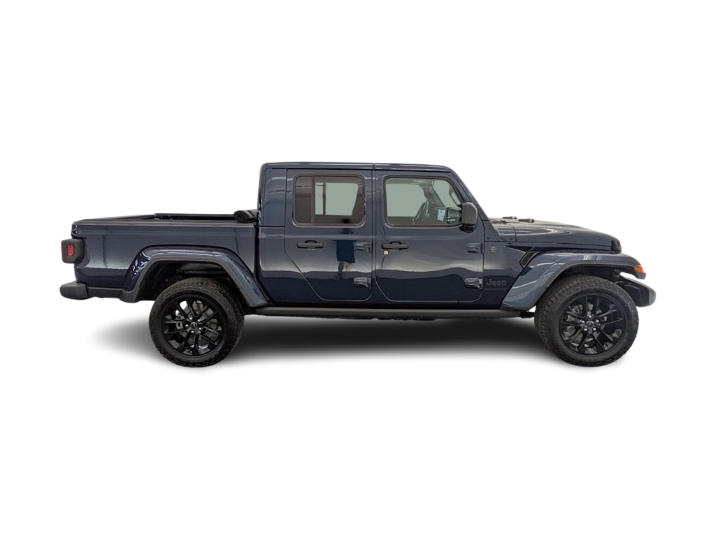 Thumbnail: 2025 Jeep Gladiator - 22