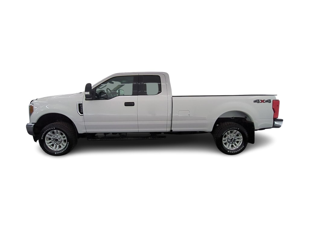 Thumbnail: 2019 Ford F-350 - 3