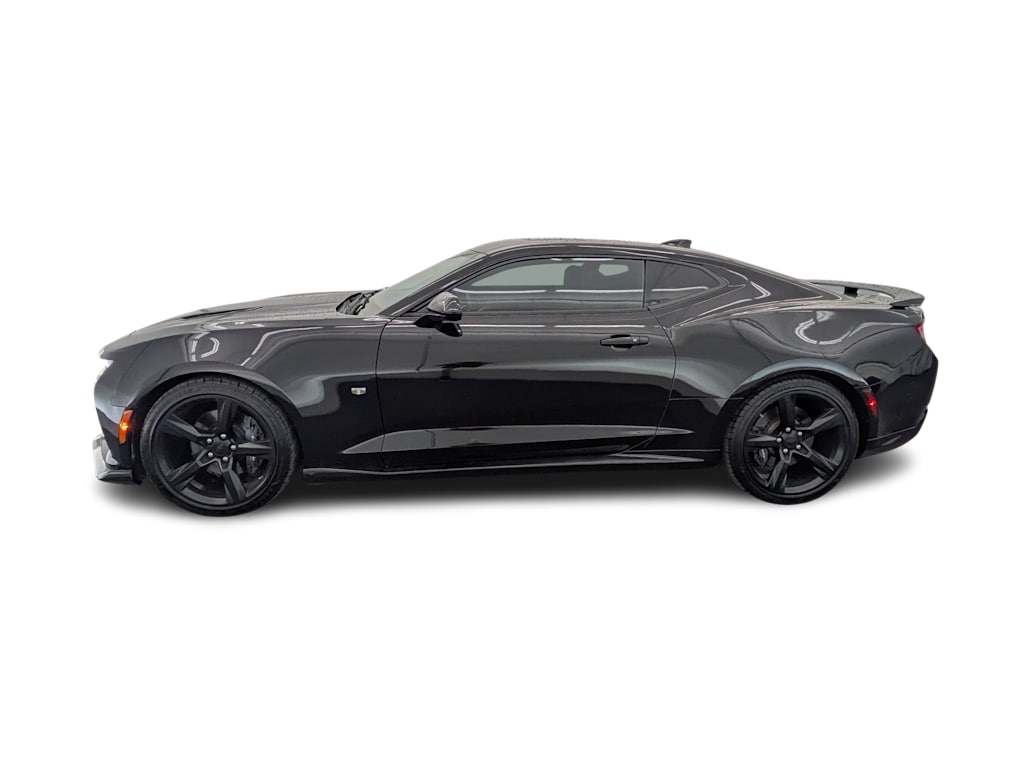 Thumbnail: 2018 Chevrolet Camaro - 3