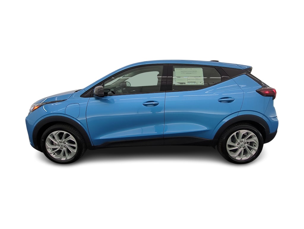 Thumbnail: 2027 Chevrolet Bolt EV - 3