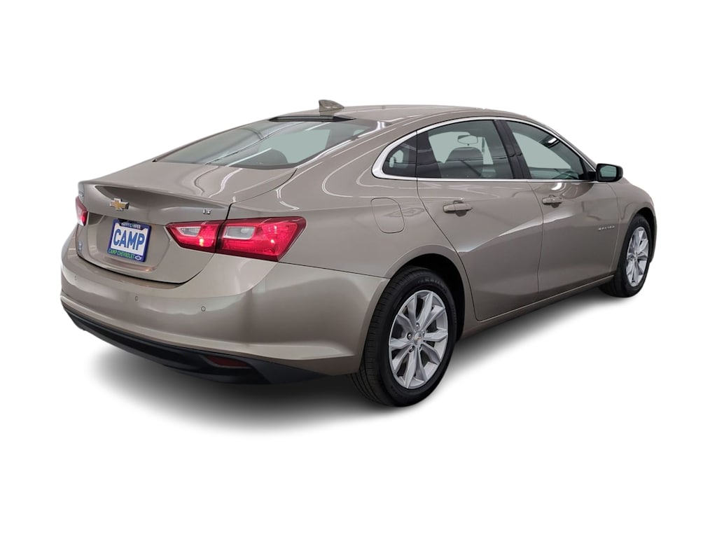Thumbnail: 2024 Chevrolet Malibu - 21