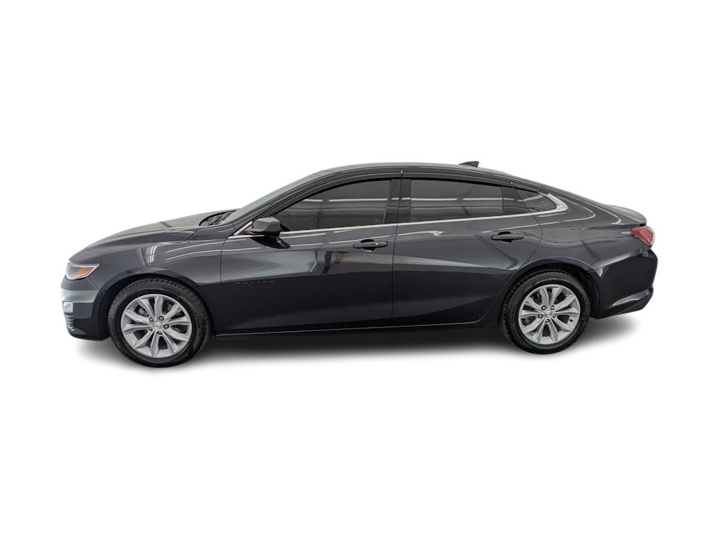Thumbnail: 2022 Chevrolet Malibu - 3