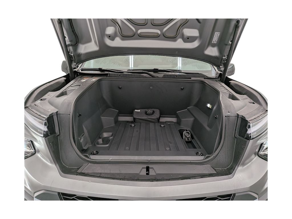 Thumbnail: 2026 Chevrolet Silverado EV - 33