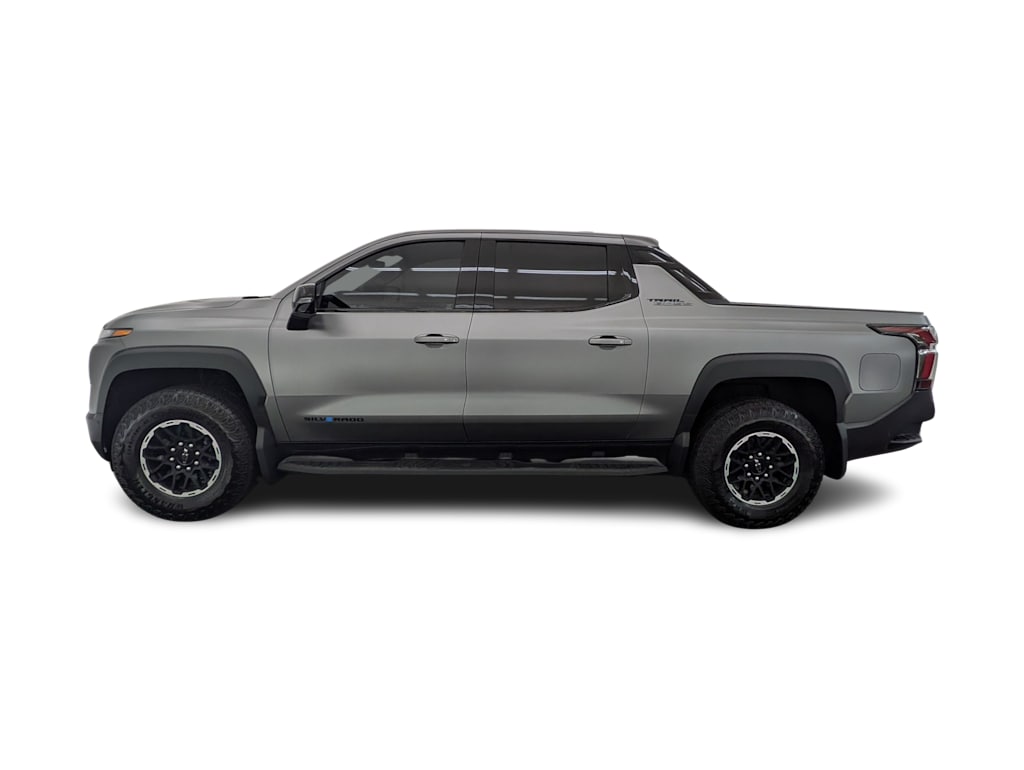 Thumbnail: 2026 Chevrolet Silverado EV - 3