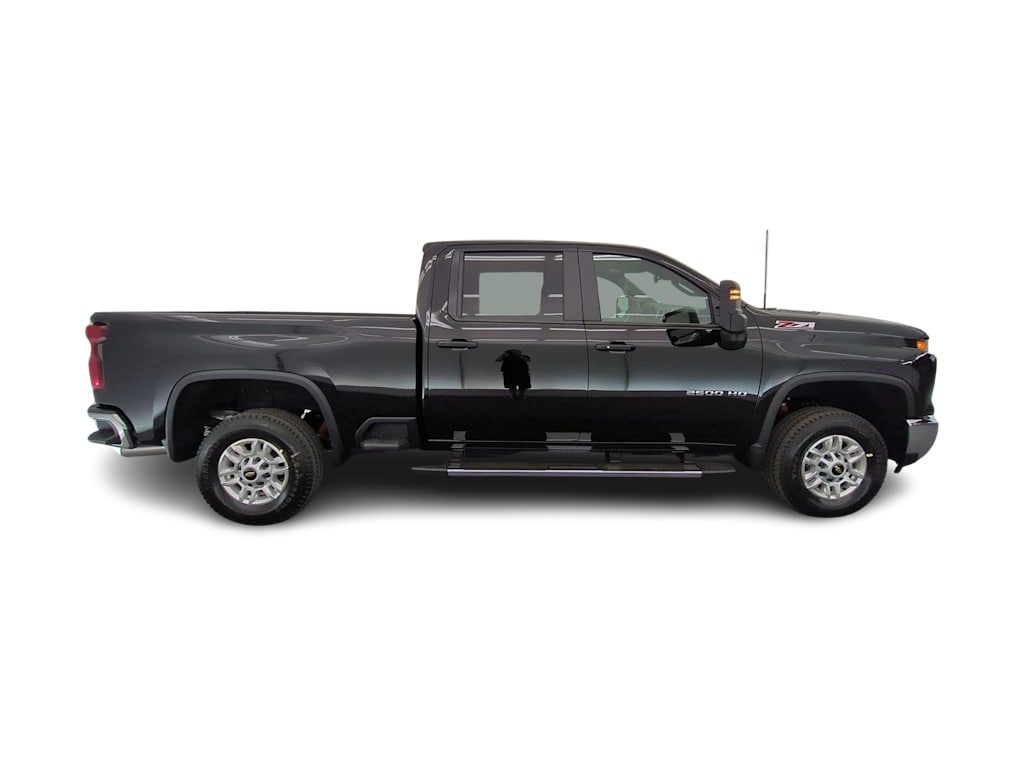 Thumbnail: 2026 Chevrolet Silverado 2500 - 22