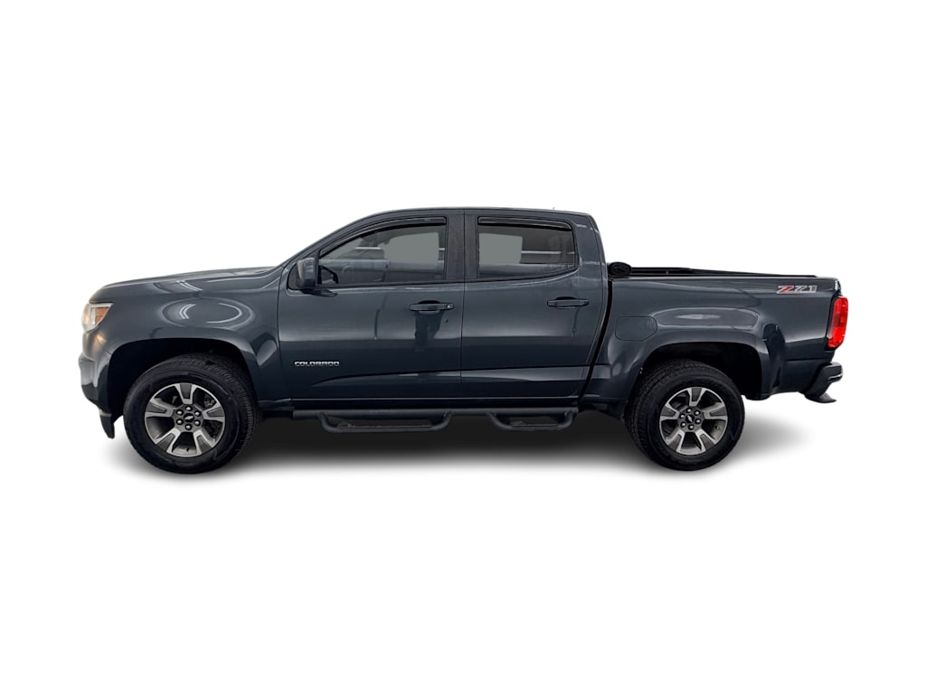 Thumbnail: 2017 Chevrolet Colorado - 3