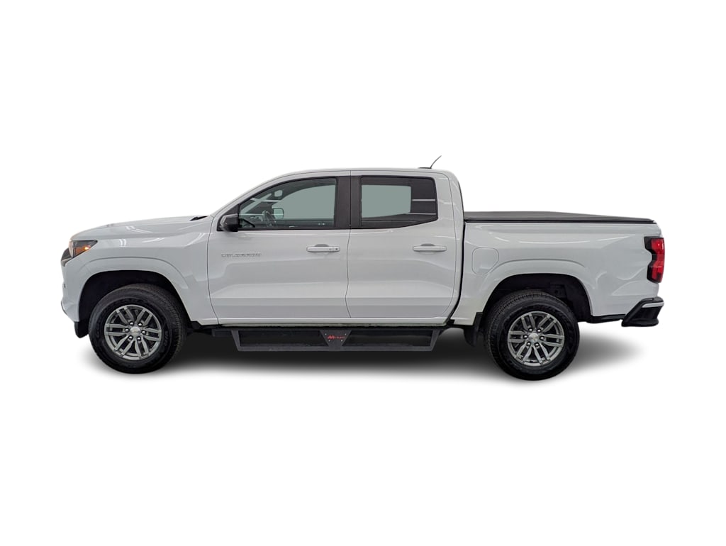 Thumbnail: 2023 Chevrolet Colorado - 3