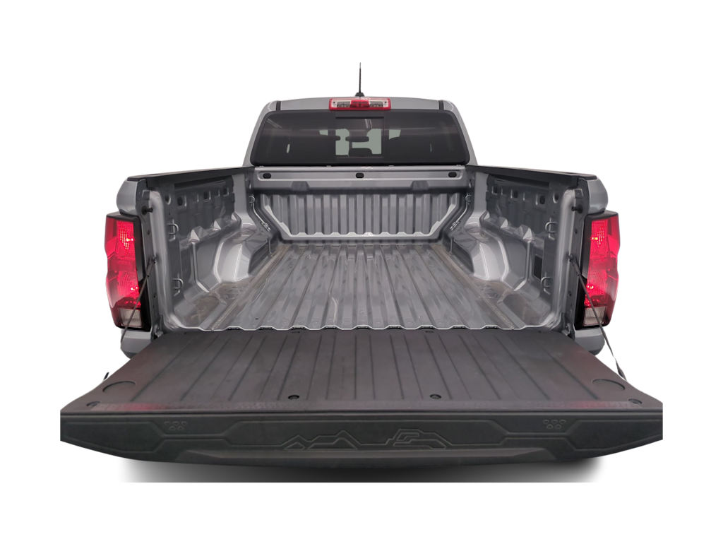Thumbnail: 2024 Chevrolet Colorado - 18