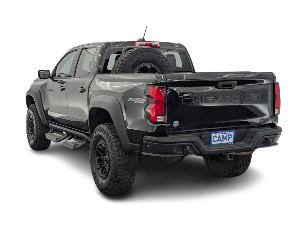 Thumbnail: 2024 Chevrolet Colorado - 4