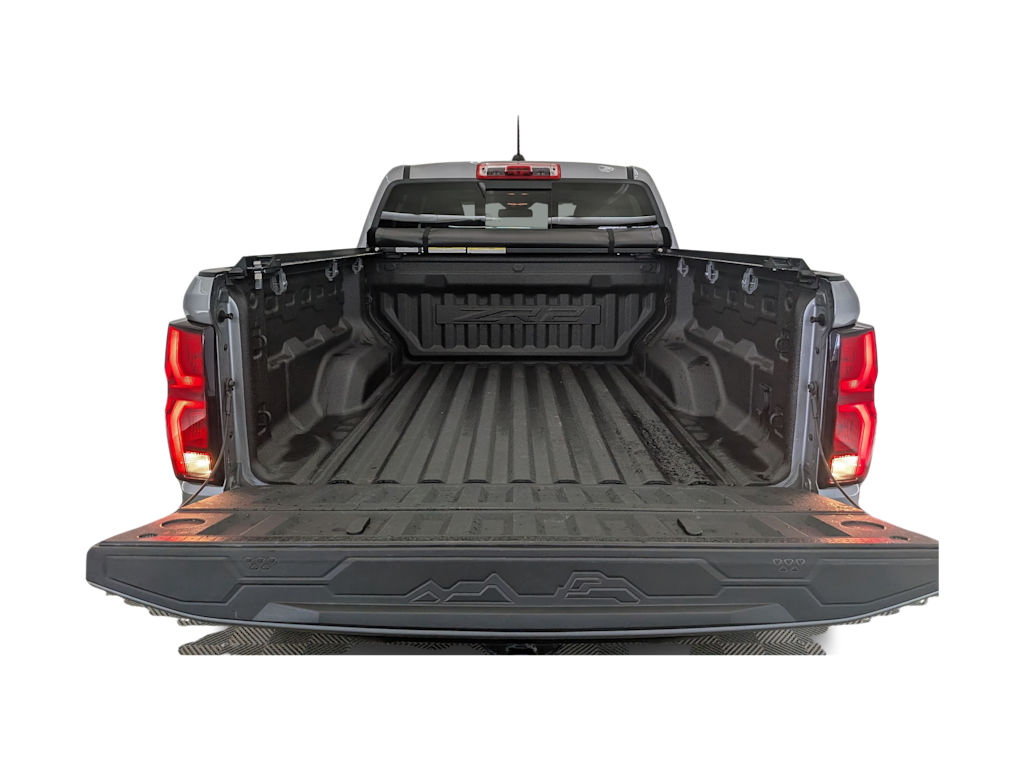 Thumbnail: 2024 Chevrolet Colorado - 17