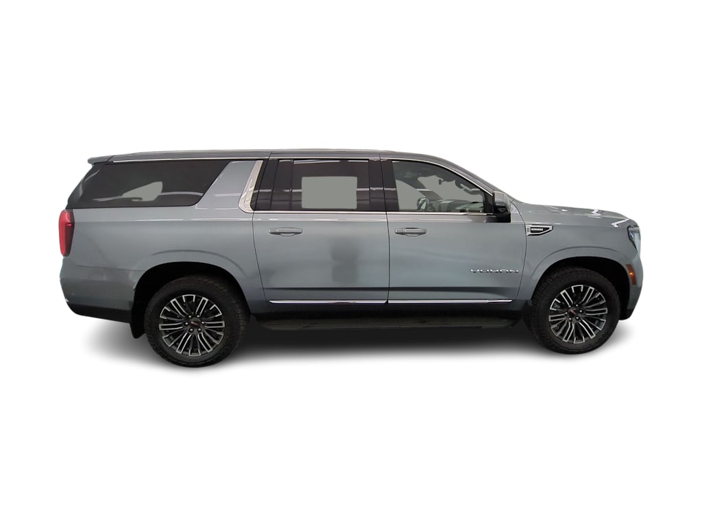 Thumbnail: 2025 GMC Yukon XL - 21