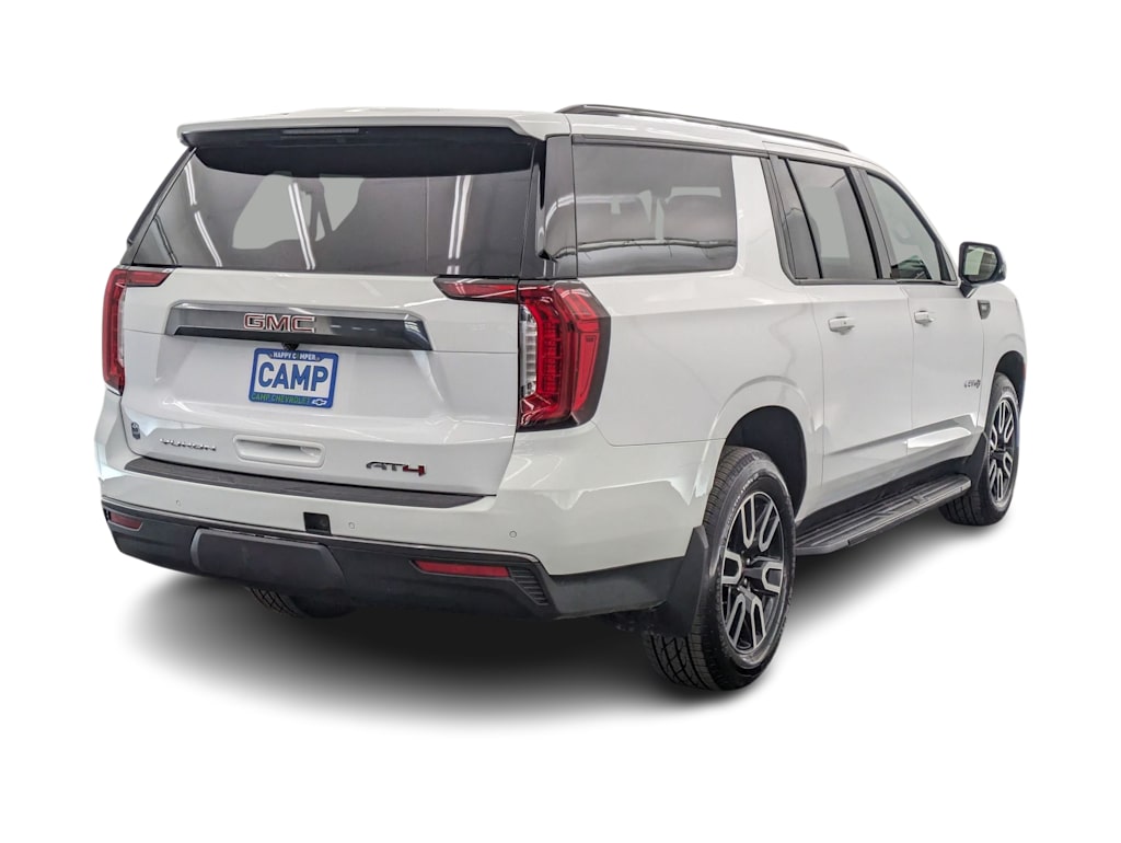 Thumbnail: 2023 GMC Yukon XL - 20