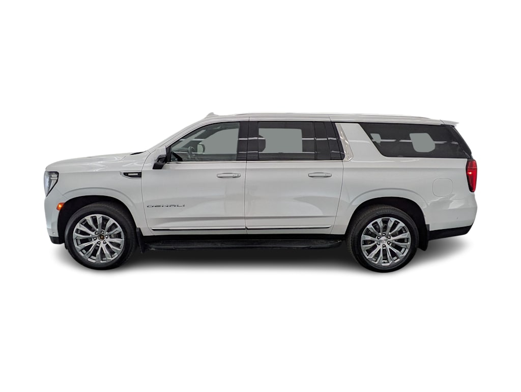 Thumbnail: 2023 GMC Yukon XL - 3