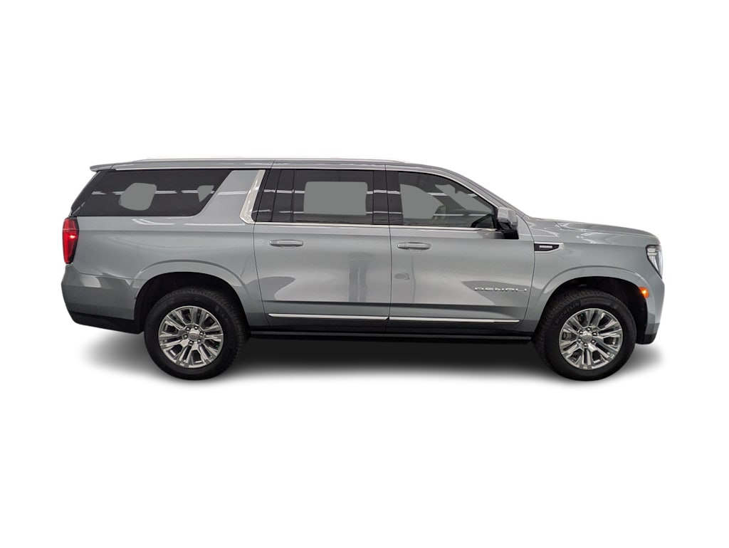 Thumbnail: 2024 GMC Yukon XL - 22