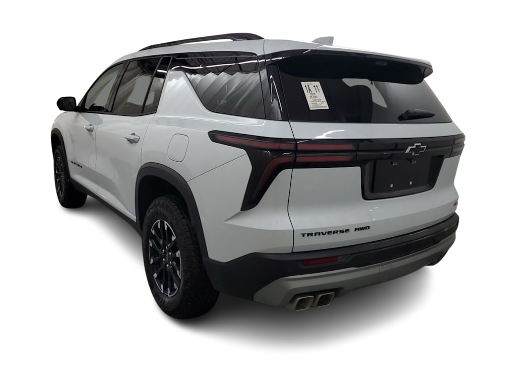 Thumbnail: 2026 Chevrolet Traverse - 3