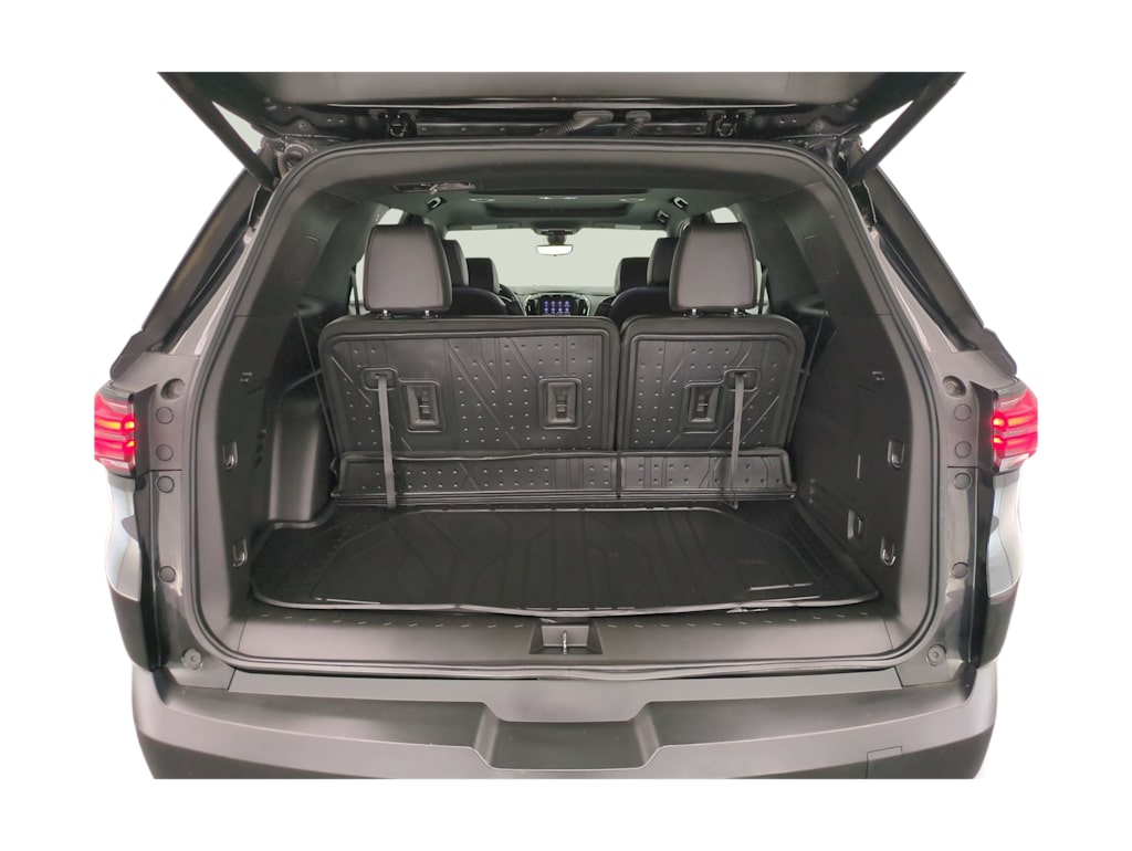 Thumbnail: 2023 Chevrolet Traverse - 18