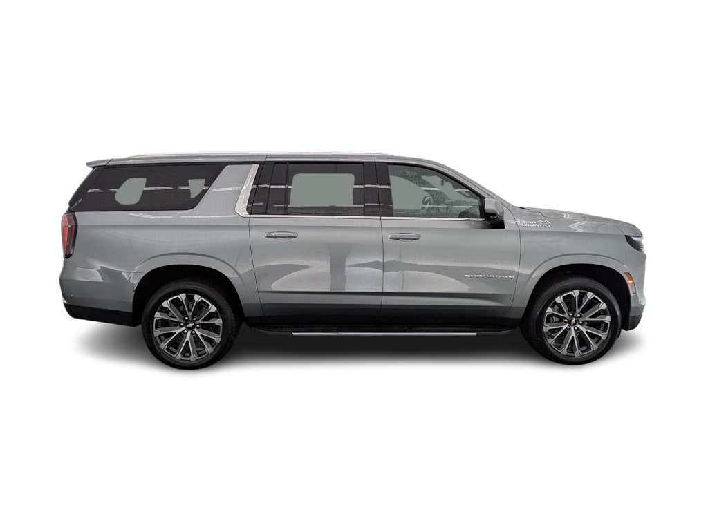 Thumbnail: 2025 Chevrolet Suburban - 21