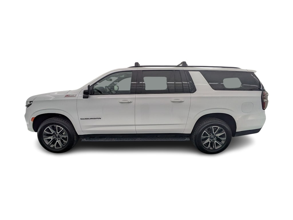 Thumbnail: 2024 Chevrolet Suburban - 3