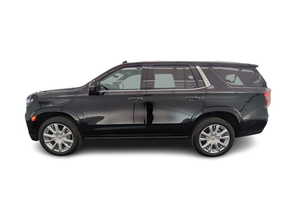 Thumbnail: 2021 Chevrolet Tahoe - 3