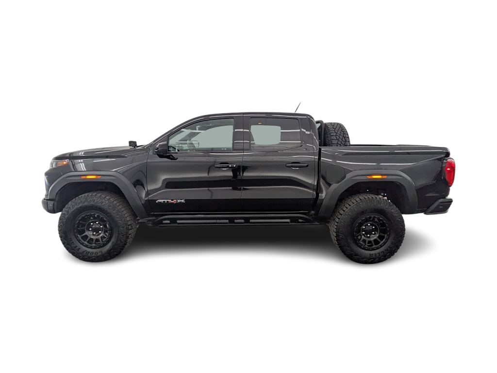 Thumbnail: 2024 GMC Canyon - 3