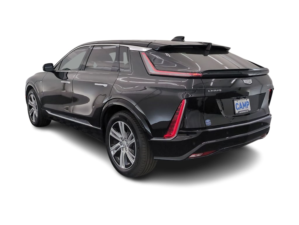 Thumbnail: 2024 Cadillac Lyriq - 4