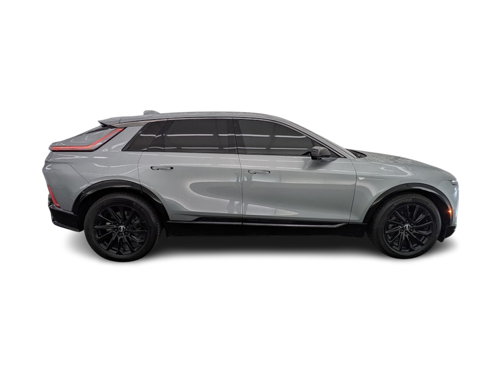Thumbnail: 2024 Cadillac Lyriq - 21