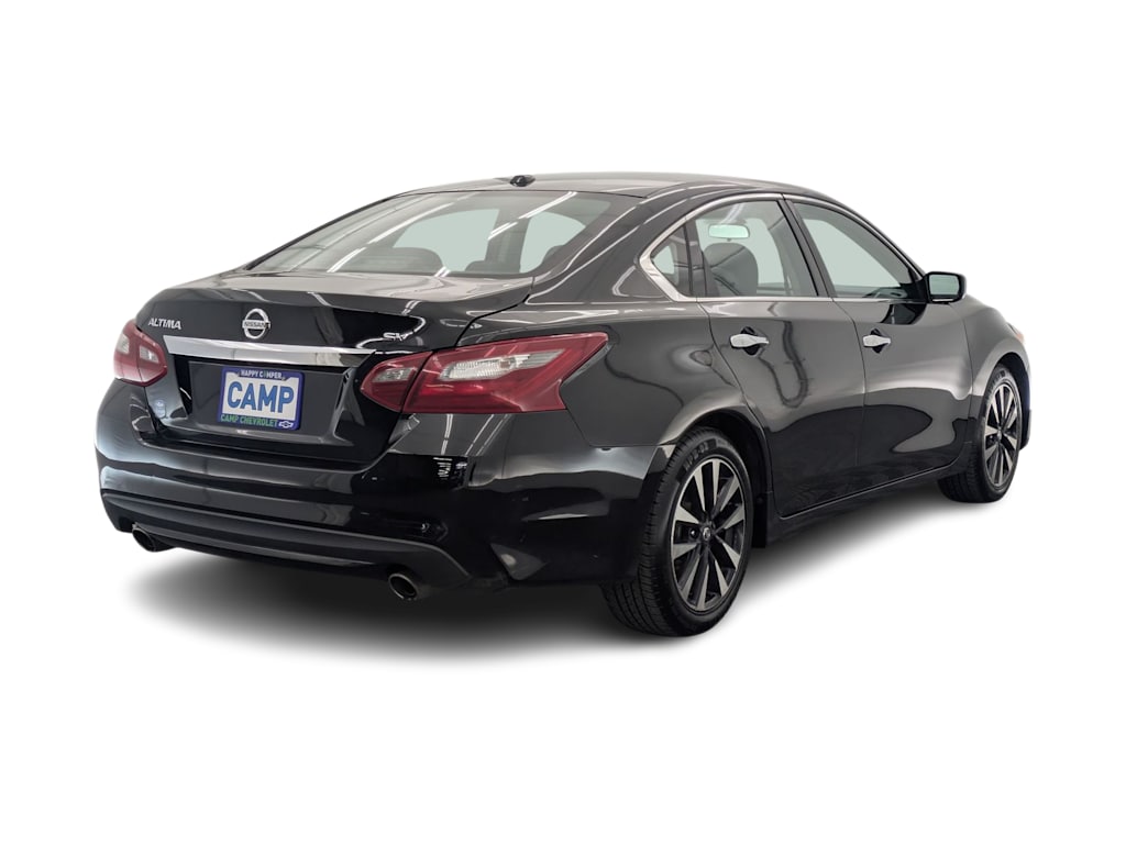 Thumbnail: 2018 Nissan Altima - 20